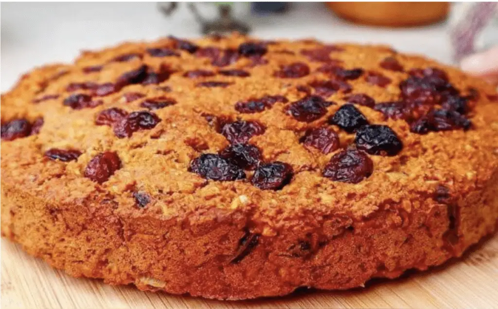 Apple, Nut, and Oat Cake Recipe