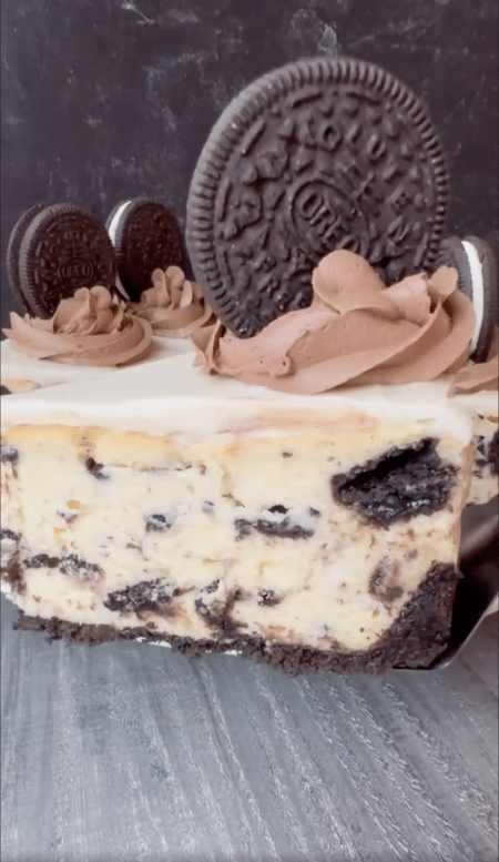 Gluten-Free Oreo Cheesecake